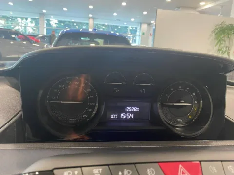 Lancia Ypsilon 1.0 firefly hybrid Gold s&s 70cv 5p.ti - Immagine 12