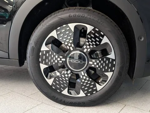 Fiat 600 1.2 hybrid La Prima 110cv auto - Immagine 14