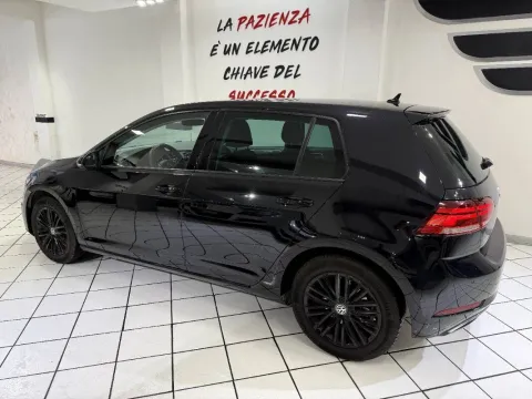 Volkswagen Golf 5p 1.6 tdi Business 115cv - Immagine 4