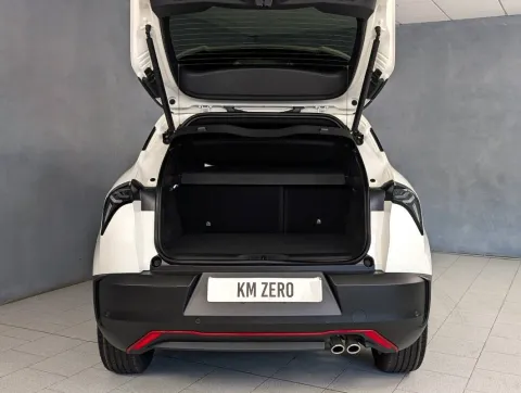 Alfa Romeo Junior 1.2 ibrida Speciale 145cv edct6 - Immagine 14