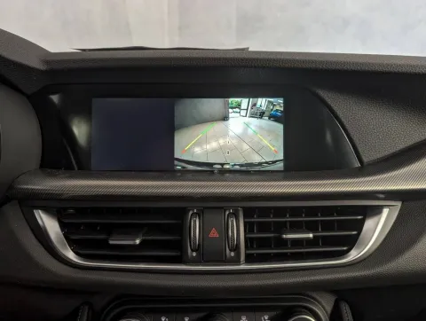Alfa Romeo Stelvio 2.2 t Veloce Q4 210cv auto - Immagine 8