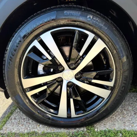 Peugeot 3008 1.5 bluehdi GT s&s 130cv eat8 - Immagine 17