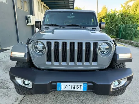 Jeep Wrangler Unlimited 2.2 mjt II Sahara auto - Immagine 2