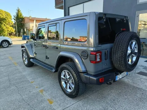 Jeep Wrangler Unlimited 2.2 mjt II Sahara auto - Immagine 7