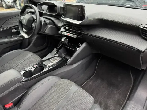 Peugeot 2008 1.5 bluehdi GT s&s 130cv eat8 - Immagine 12