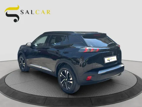 Peugeot 2008 1.5 bluehdi Allure Pack s&s 130cv eat8 - Immagine 6