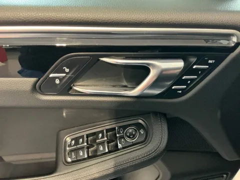 Porsche Macan 3.0d S 250cv pdk - Immagine 8