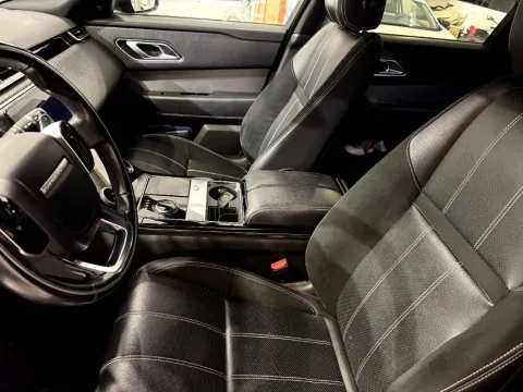 Land Rover Range Rover Velar 2.0d i4 R-Dynamic HSE 240cv auto my19 - Immagine 14
