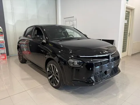 Lancia Ypsilon 1.2 mhev LX 110cv e-dct - Immagine 2