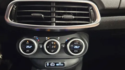 Fiat 500X 2.0 mjt Cross 4x4 140cv auto - Immagine 14