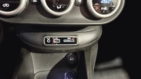 Fiat 500X 2.0 mjt Cross 4x4 140cv auto - Immagine 16