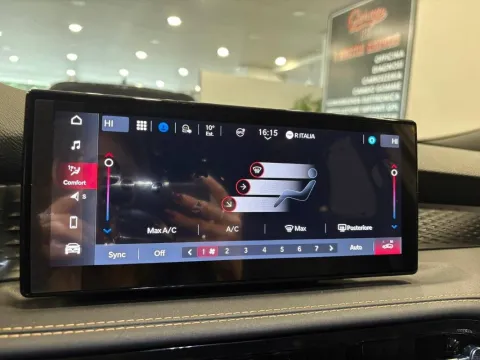 Alfa Romeo Tonale 1.5 hybrid Ti 160cv tct7 - Immagine 14