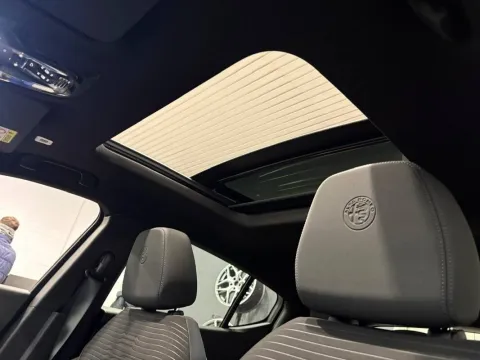 Alfa Romeo Tonale 1.5 hybrid Ti 160cv tct7 - Immagine 25