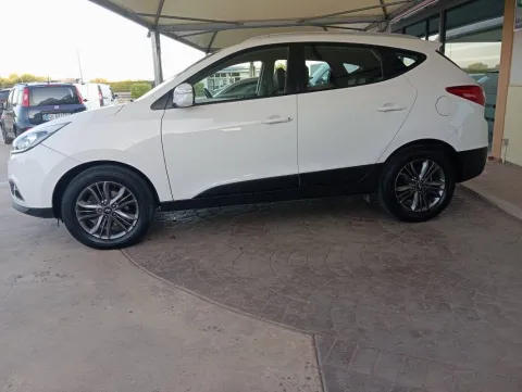 Hyundai ix35 1.7 crdi Comfort 2wd FL - Immagine 4
