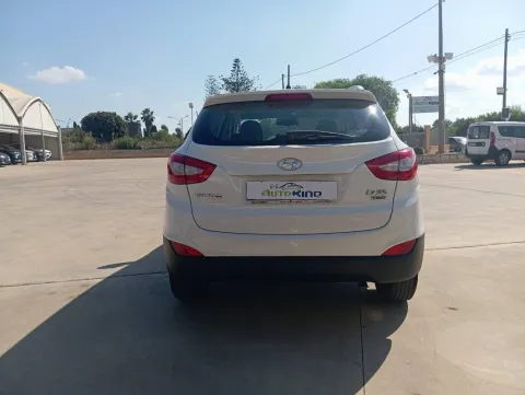 Hyundai ix35 1.7 crdi Comfort 2wd FL - Immagine 7
