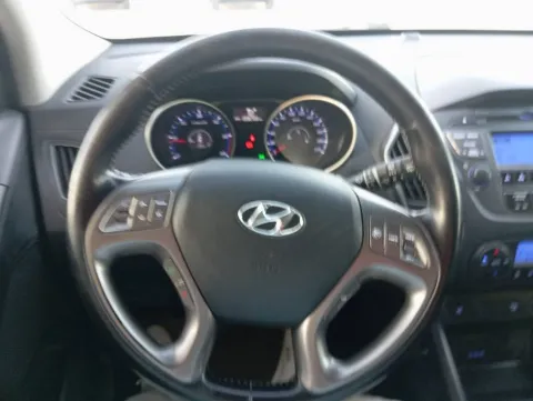Hyundai ix35 1.7 crdi Comfort 2wd FL - Immagine 15