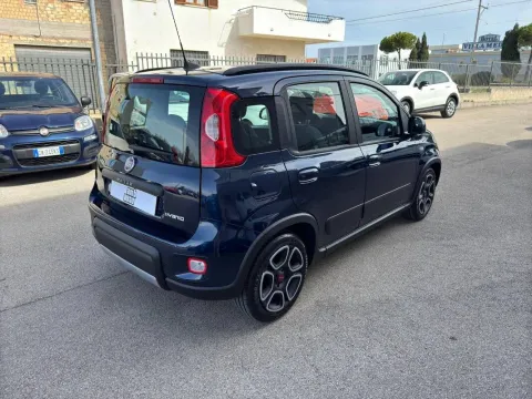 Fiat Panda 1.0 firefly hybrid City Life s&s 70cv 5p.ti - Immagine 4