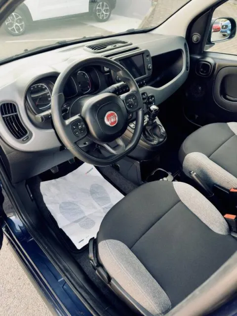 Fiat Panda 1.0 firefly hybrid City Life s&s 70cv 5p.ti - Immagine 8
