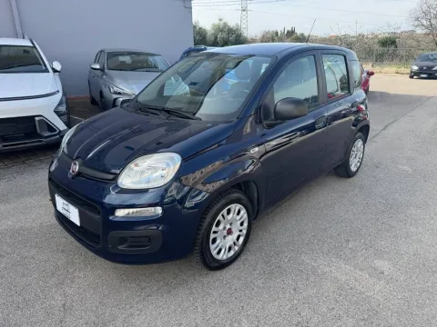 Fiat Panda 1.2 Easy s&s 69cv my19 - Immagine 1