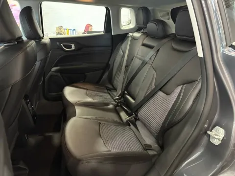 Jeep Compass 1.5 turbo t4 mhev Altitude 2wd 130cv dct - Immagine 9