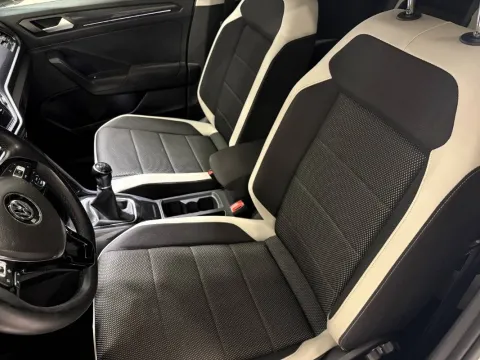Volkswagen T-Roc 1.6 tdi Advanced - Immagine 13