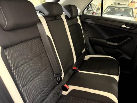Volkswagen T-Roc 1.6 tdi Advanced - Immagine 22