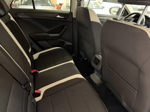 Volkswagen T-Roc 1.6 tdi Advanced - Immagine 23