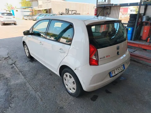 Seat Mii 5p 1.0 Chic 60cv my17 - Immagine 2