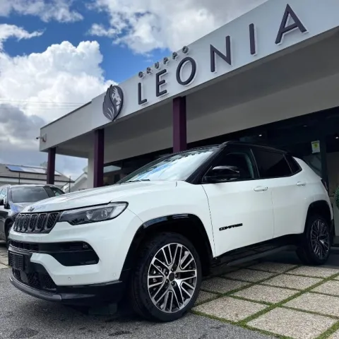 Jeep Compass 1.5 turbo t4 mhev S 2wd 130cv dct - Immagine 3