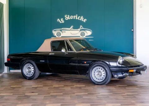 Alfa Romeo Spider 1.6 - Immagine 1