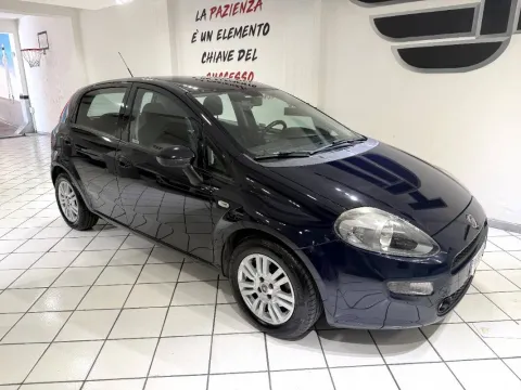 Fiat Punto 5p 1.3 mjt Lounge s&s 95cv - Immagine 9