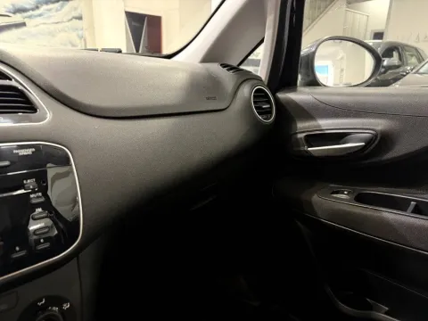 Fiat Punto 5p 1.3 mjt Lounge s&s 95cv - Immagine 17