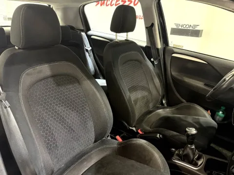 Fiat Punto 5p 1.3 mjt Lounge s&s 95cv - Immagine 21