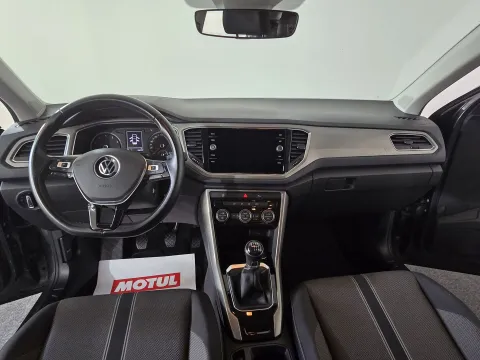 Volkswagen T-Roc 1.0 tsi Business 110cv - Immagine 9