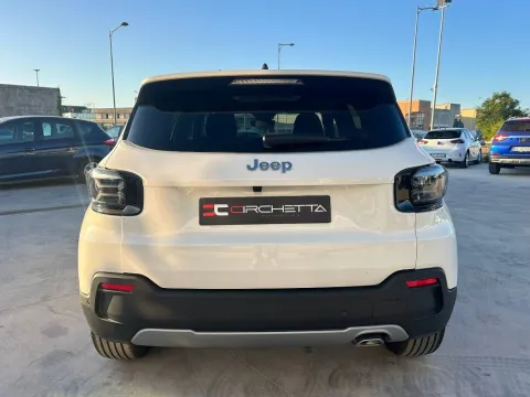 Jeep Avenger 1.2 turbo Summit fwd 100cv - Immagine 10