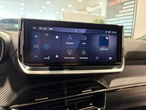 Peugeot 2008 1.2 puretech Allure s&s 100cv - Immagine 15