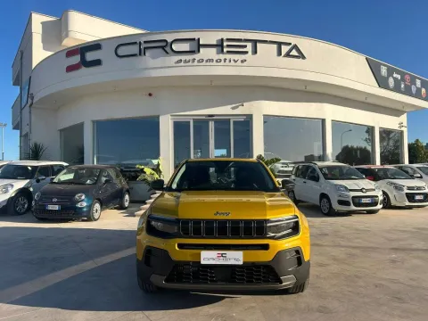 Jeep Avenger 1.2 turbo e-hybrid mhev Longitude fwd 110cv edct6 - Immagine 1