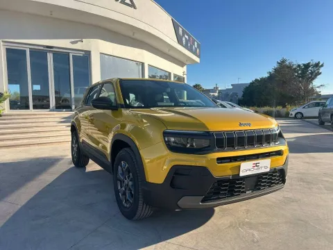 Jeep Avenger 1.2 turbo e-hybrid mhev Longitude fwd 110cv edct6 - Immagine 5