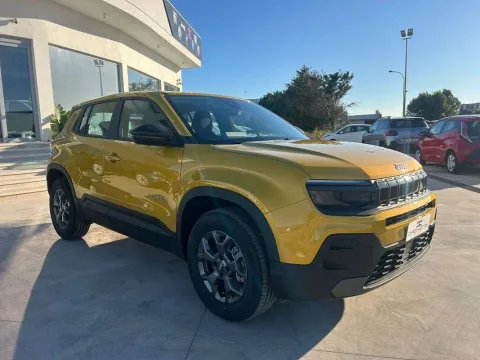 Jeep Avenger 1.2 turbo e-hybrid mhev Longitude fwd 110cv edct6 - Immagine 6