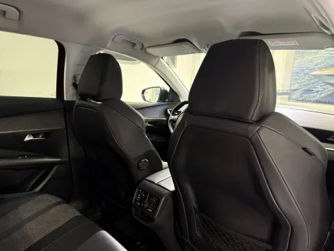 Peugeot 3008 1.5 bluehdi Allure s&s 130cv - Immagine 23