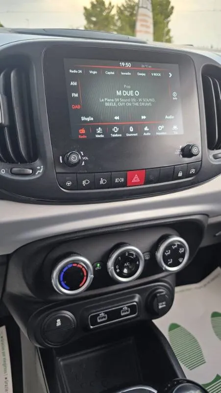 Fiat 500L Cross 1.3 mjt 95cv my20 - Immagine 9