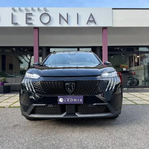 Peugeot 5008 1.2 hybrid GT 145cv e-dcs6 - Immagine 2