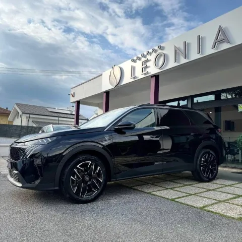 Peugeot 5008 1.2 hybrid GT 145cv e-dcs6 - Immagine 3