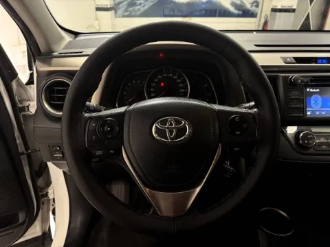 Toyota Rav4 2.0 d-4d 2wd 124cv mt - Immagine 15