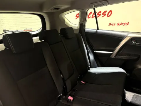 Toyota Rav4 2.0 d-4d 2wd 124cv mt - Immagine 20