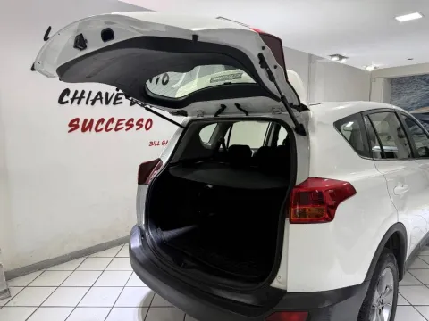 Toyota Rav4 2.0 d-4d 2wd 124cv mt - Immagine 23