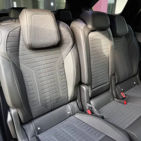 Peugeot 5008 1.2 hybrid GT 145cv e-dcs6 - Immagine 20
