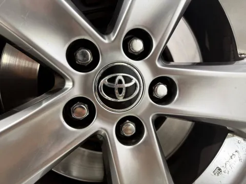 Toyota Rav4 2.0 d-4d 2wd 124cv mt - Immagine 25