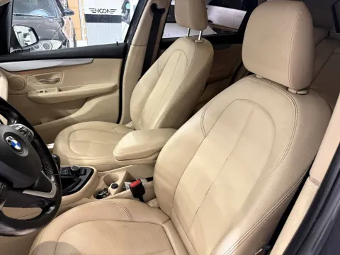 BMW 216d Active Tourer - Immagine 13