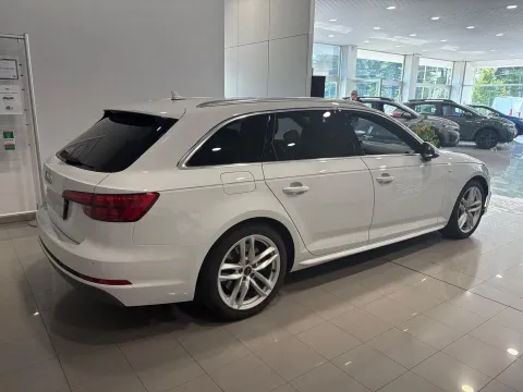 Audi A4 Avant 3.0 tdi Design quattro 272cv tiptronic - Immagine 4